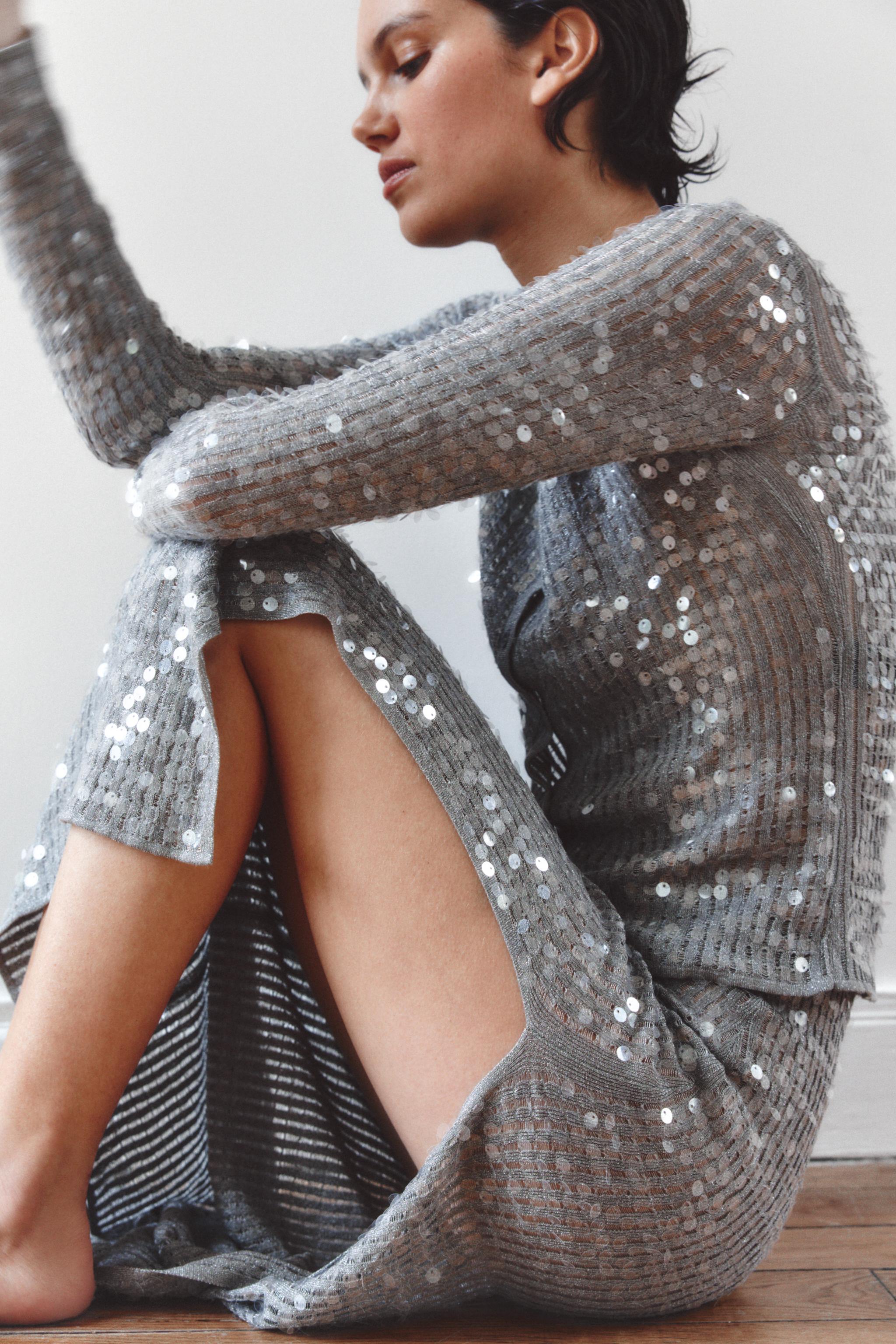 SEQUIN SLIT MIDI SKIRT